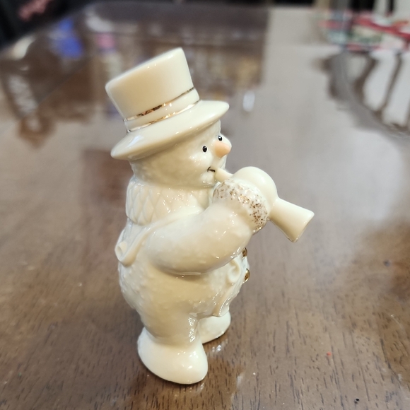 Lenox Snowman Figurine - White and Gold - Picture 5 of 6